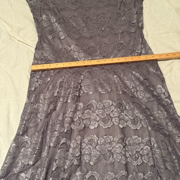 Elegant Lace Midi Dress in Graphite, with cap sleeves and fully lined. - Picture 5 of 6